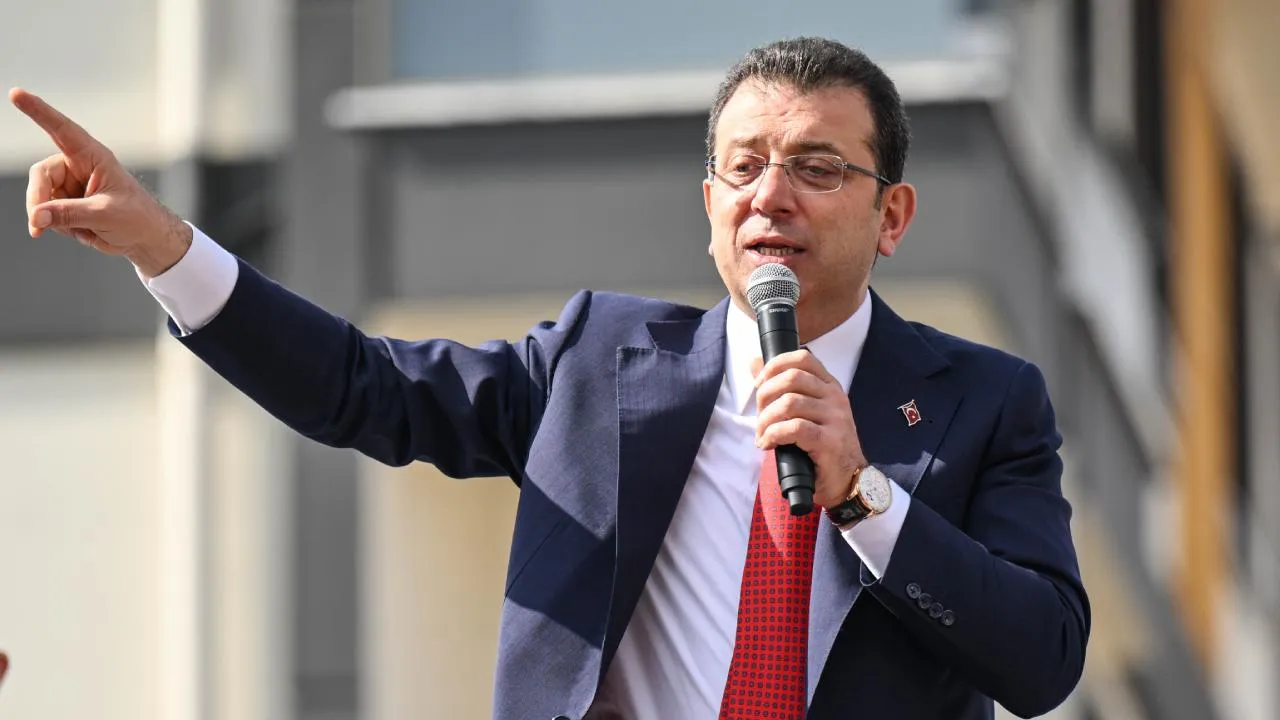 Antalya'daki yolsuzluk davasında dikkat çeken 'İmamoğlu' detayı: Ailesine yardım için para istediler