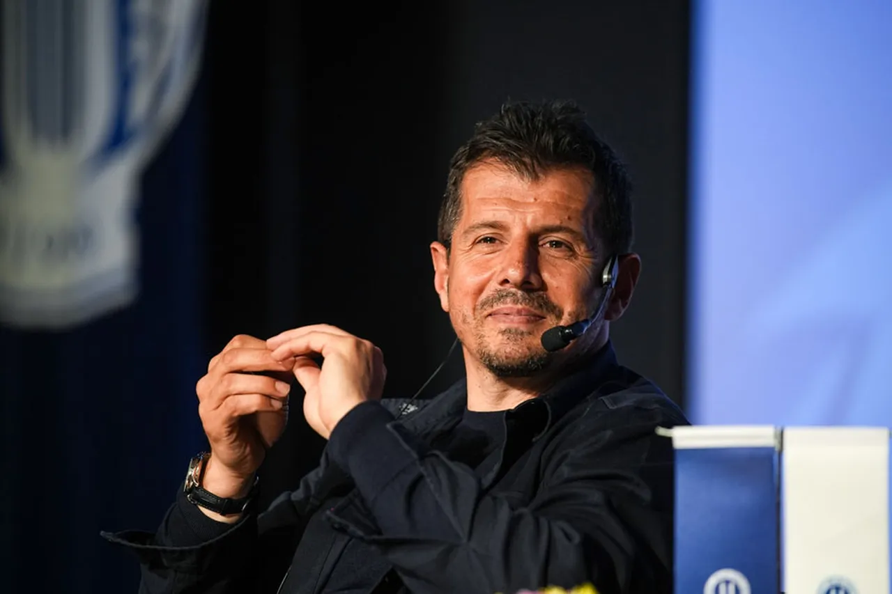 Emre Belözoğlu