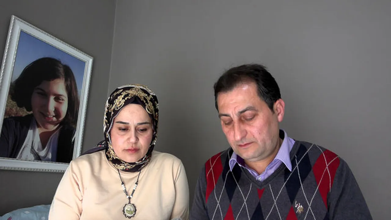 Rabia Nazın şüpheli ölümünde  5 saatlik  sır! Dosyadaki fotoğraflar birbirini tutmuyor