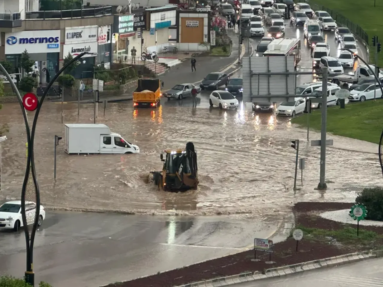 Şanlıurfa ve Gaziantep'te bugün okullar tatil mi? Valilikten açıklama!