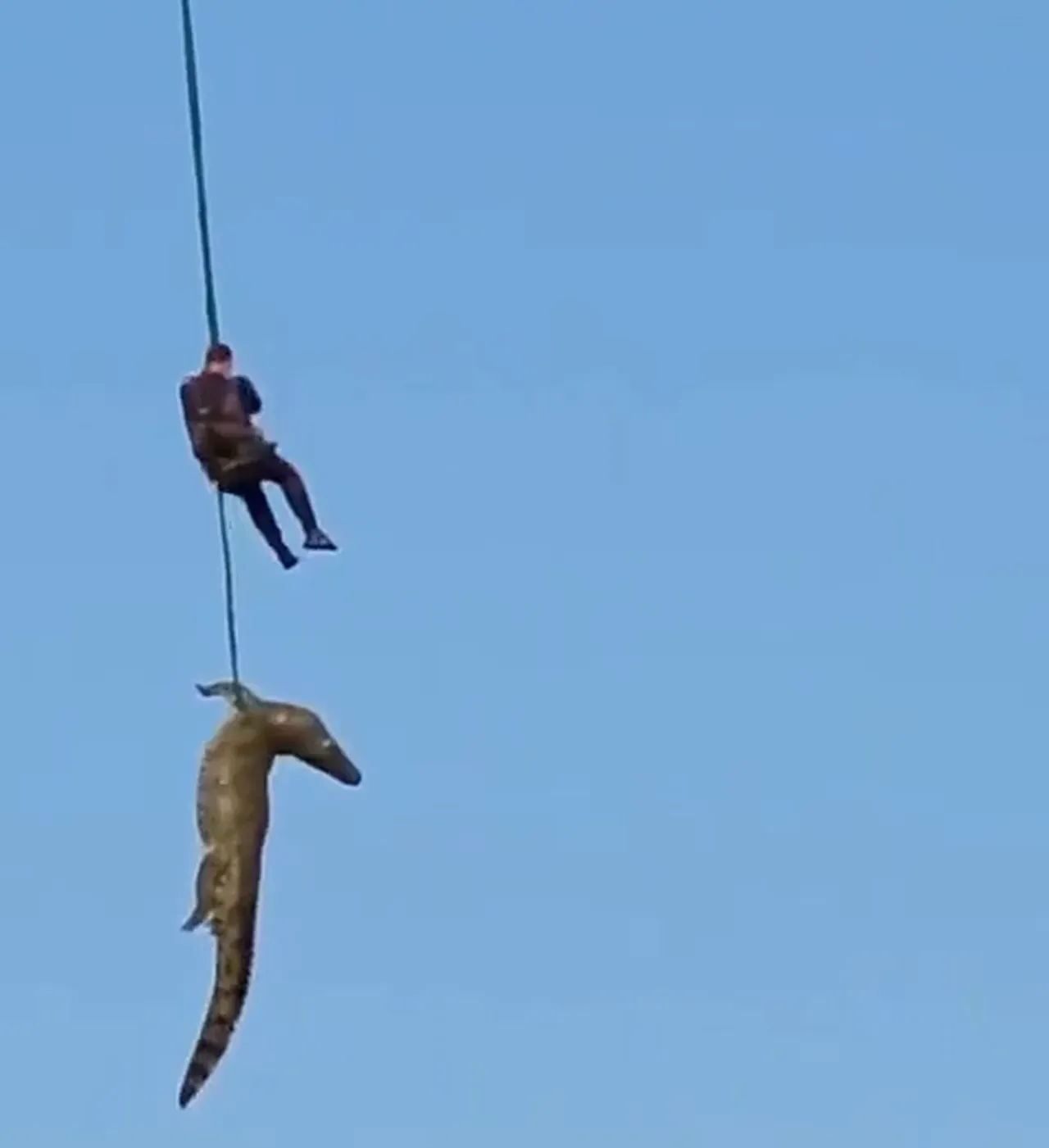 Selde kaybolan iş insanı için nefes kesen operasyon! Acı timsah gerçeği ortaya çıktı