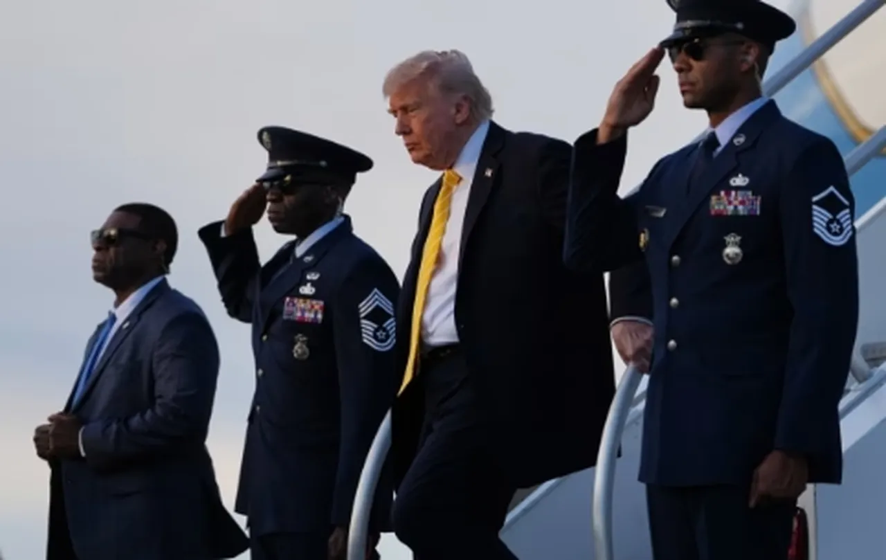 Trump’ın Özgürlük Projesi'nde ters köşe! Sanılanın aksine gemilere donanma eşlik etmeyecek! İşte perde arkası