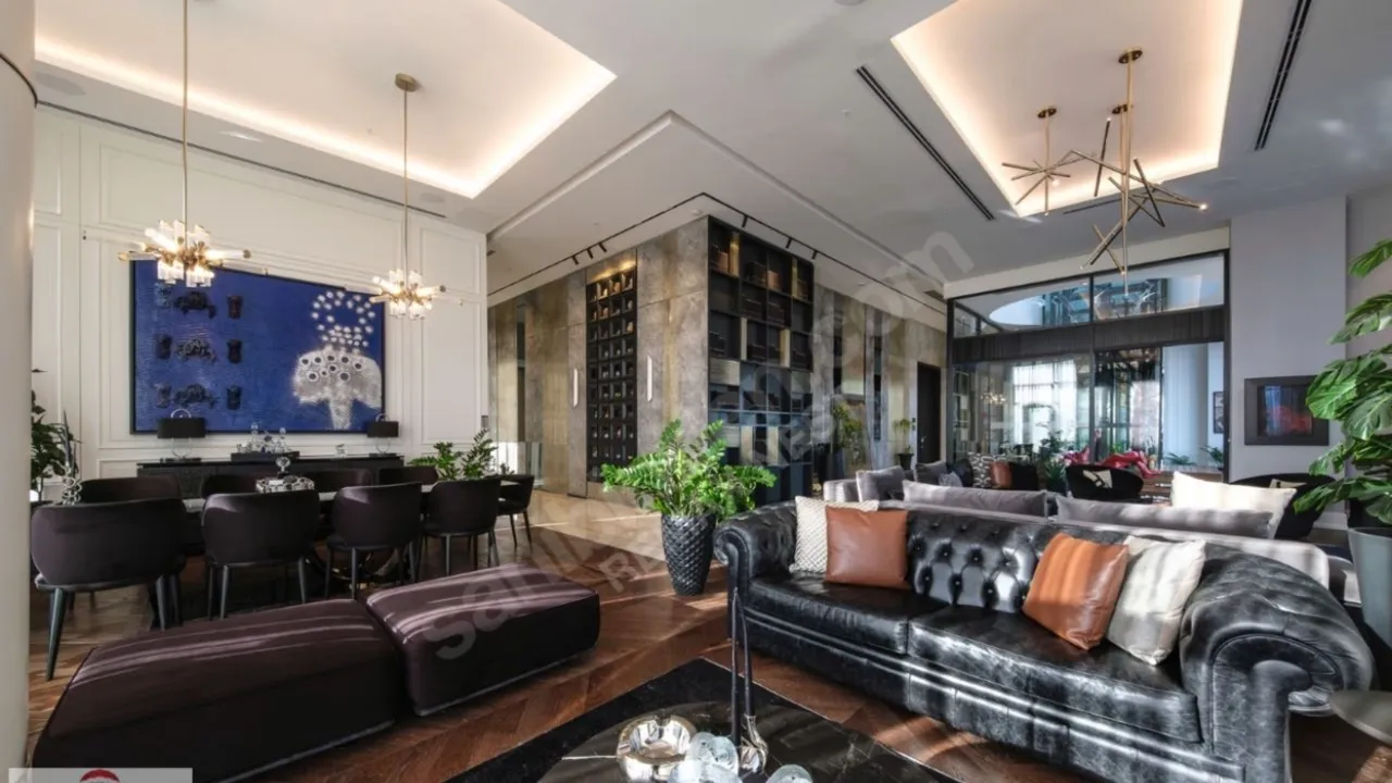 10 oda, 6 banyo, 6 balkon! Herkes Ankara Çukurambar'daki 579 milyon TL'lik lüks evi konuşuyor