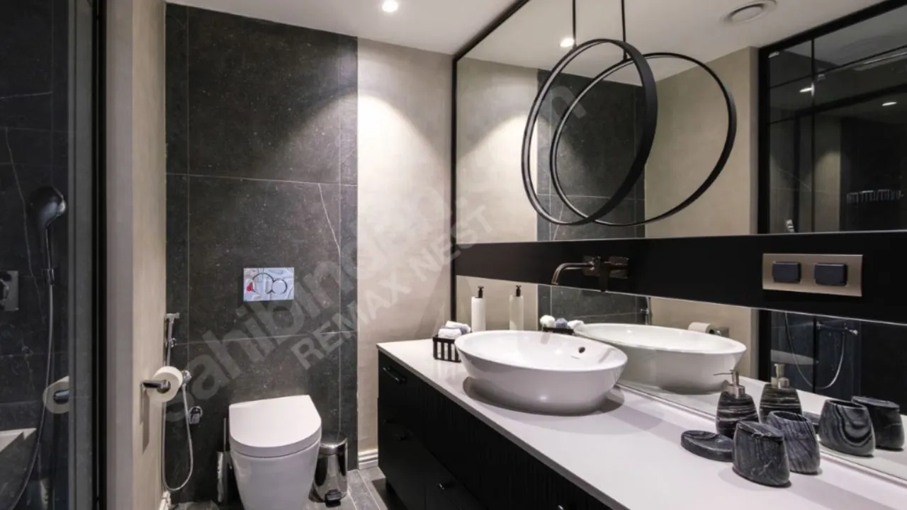 10 oda, 6 banyo, 6 balkon! Herkes Ankara Çukurambar'daki 579 milyon TL'lik lüks evi konuşuyor