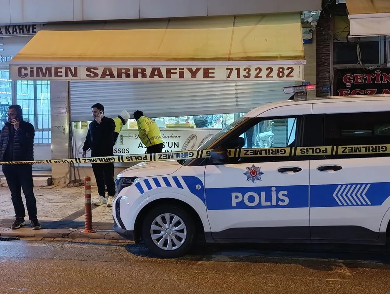 30 yıllık sarrafa güvendiler hayatlarının şokunu yaşadılar! 100 kilo altınla gitti