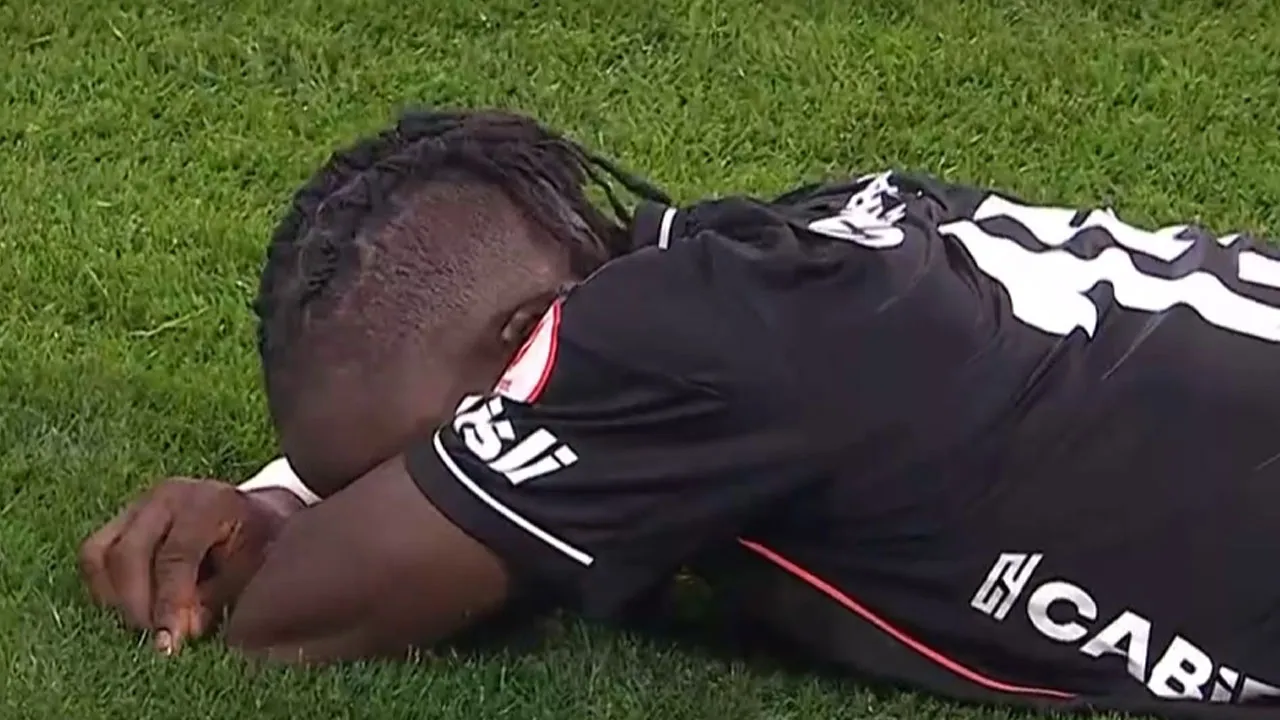Beşiktaş'ta Junior Olaitan, gözyaşlarına boğuldu