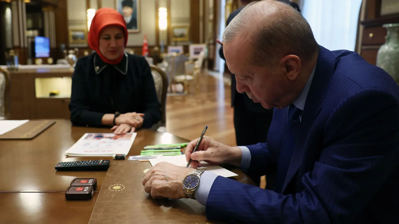 Cumhurbaşkanı Erdoğan’dan Türk Kızılay’a kurban bağışı
