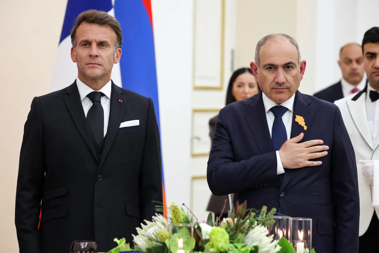 Erivan’daki zirveye damga vuran anlar! Paşinyan çaldı, Macron söyledi