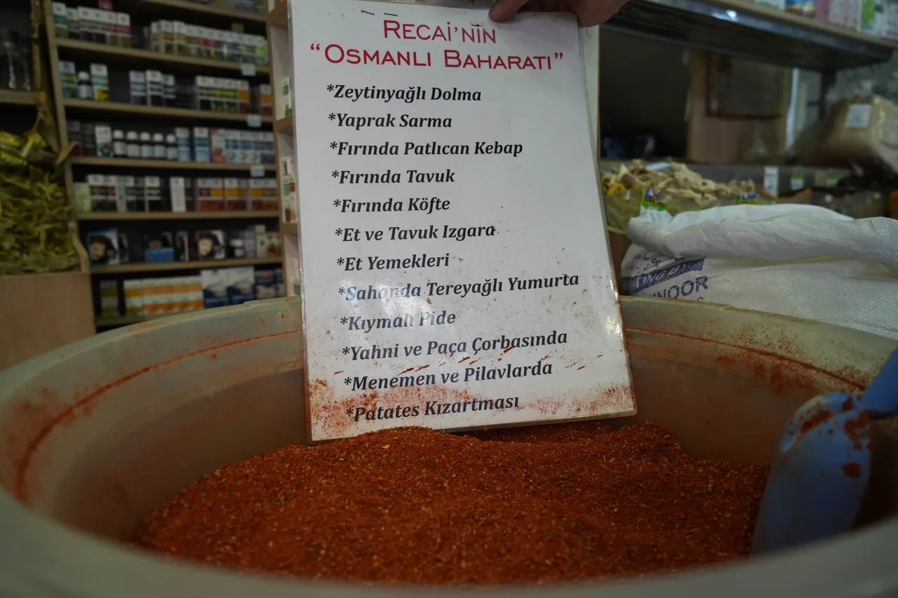 Kilosu 1000 lira! Tarifini 3 yılda buldu, 29 yıldır satıyor… Osmanlı baharatına yurt dışından da talep çok