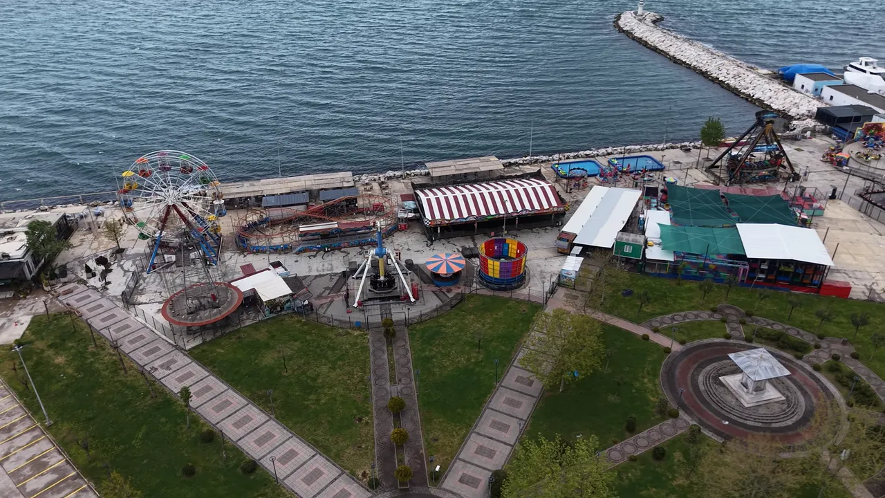 Lunaparkta işletmecisine silahlı saldırı! 30 milyon liralık haraç iddiası: Seni vurdurtacağım dedi