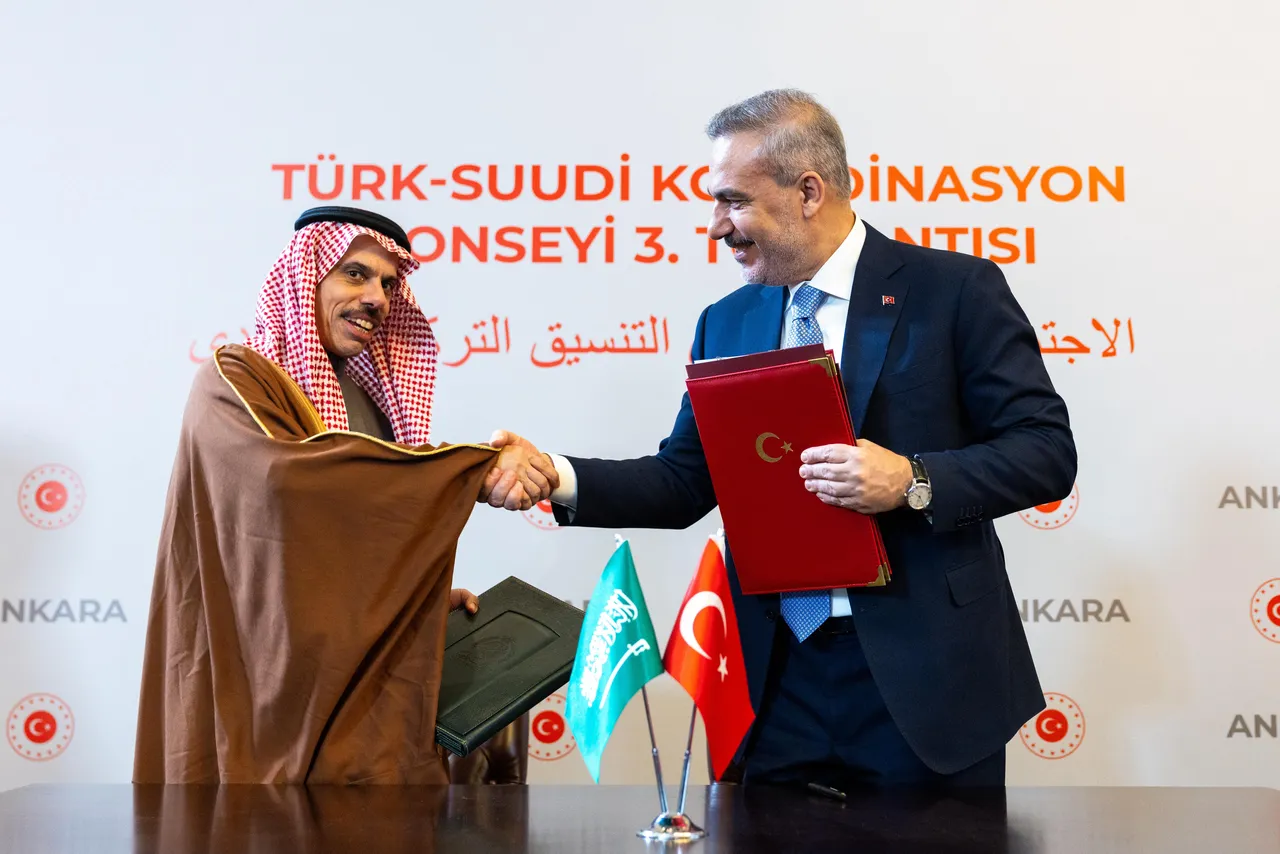 Bir ülkeyle daha vizeler kalktı! İmzalar atıldı