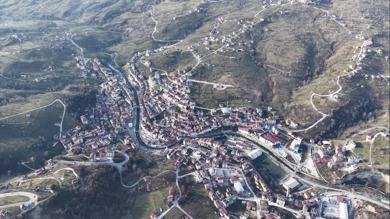 Kumru Belediyesi’nden eşi görülmemiş teşvik! 10 çocuk yapana sıfır araç, 8 çocuk yapan iş… Sadece iki şartı var