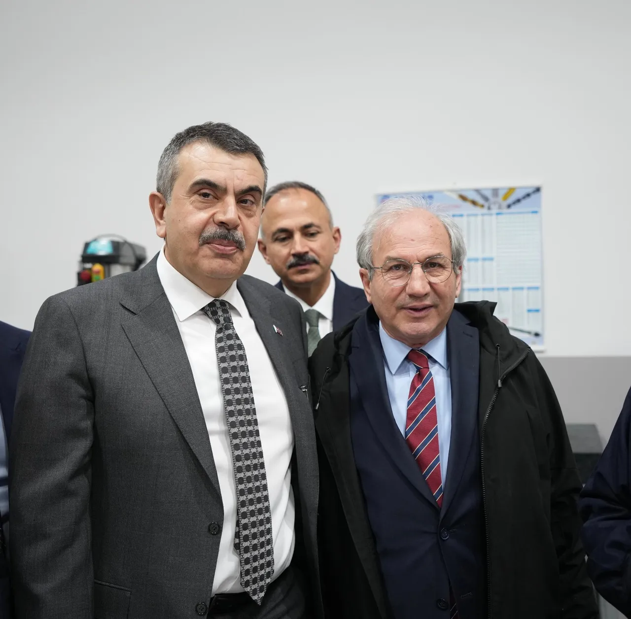 'Mesleki eğitimde OECD standardını yakaladık' diyen Bakan Tekin, sektöre seslendi: Devlet versin peki ya siz?