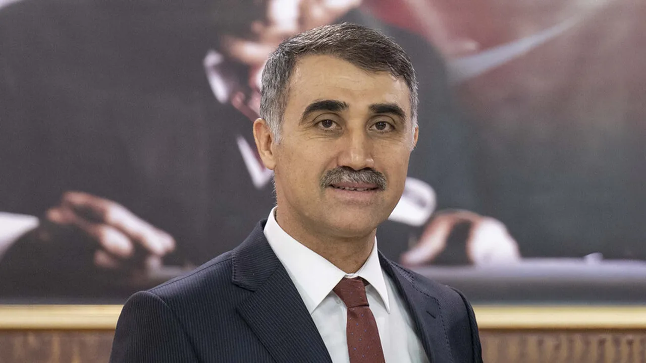 Serdar Mutta kimdir, nereli? YSK yeni başkanı Dr. Serdar Mutta hayatı ve biyografisi