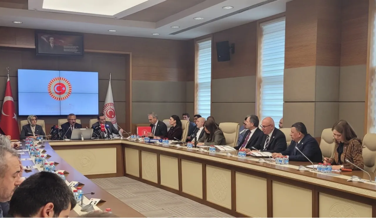 Takvim netleşiyor! Okul saldırılarını araştırmak için kurulan komisyon toplandı 