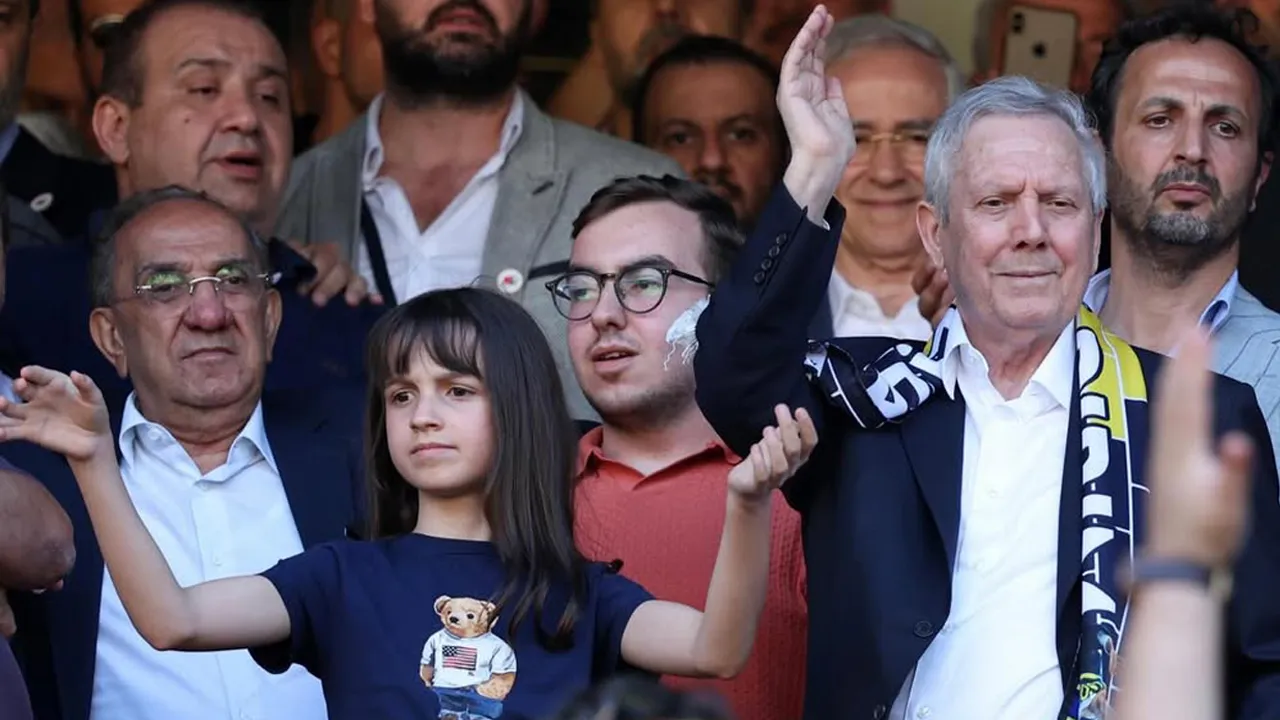 Yaz Yıldırım'dan babasının adaylığı sonrası paylaşım: Yorum ve beğeni yağdı