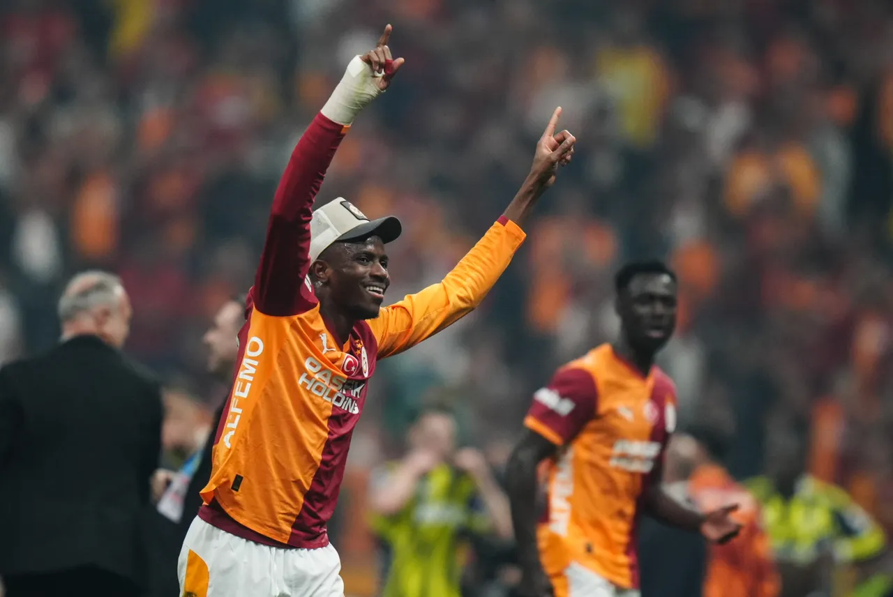 Victor Osimhen, Şampiyonlar Ligi'nde bu sezon üst üste 3 defa 'maçın oyuncusu' seçildi.