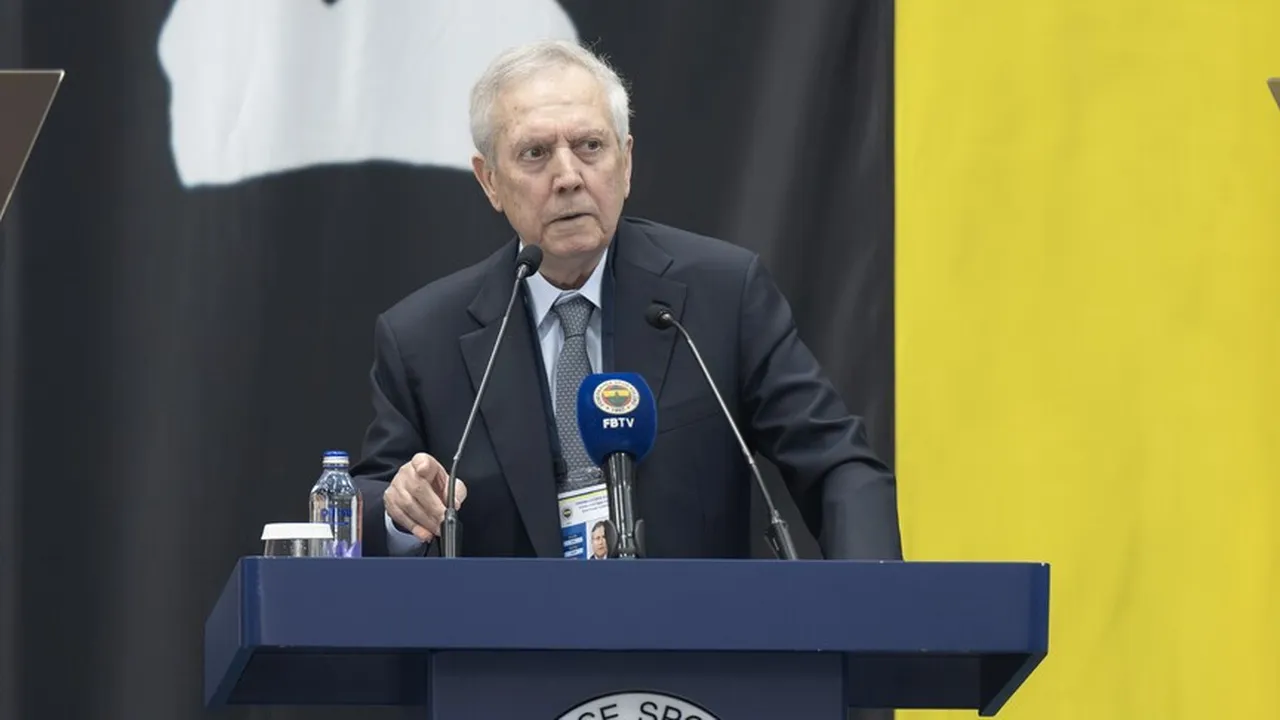 Aziz Yıldırım, 2018 yılındaki kongrede Ali Koç'a karşı başkanlık yarışını kaybetmişti.