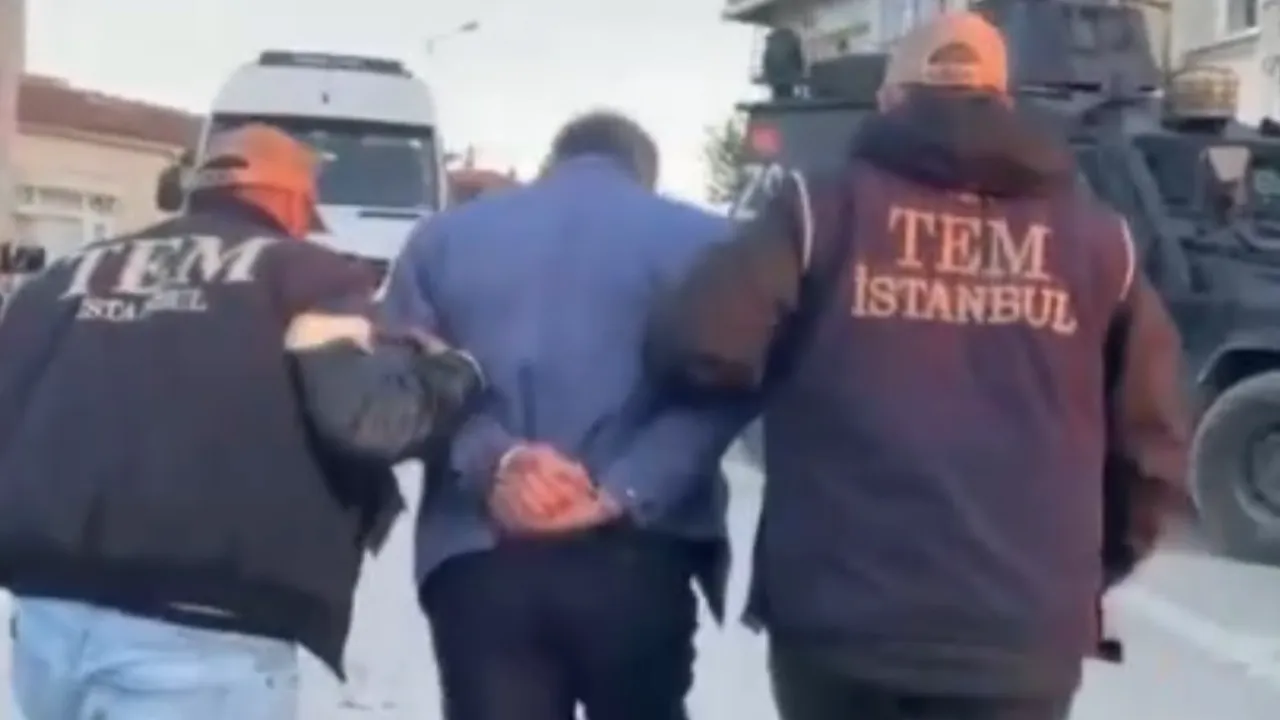 İstanbul'da DEAŞ operasyonu! Çatışma bölgesiyle haberleşen 11 kişi gözaltında