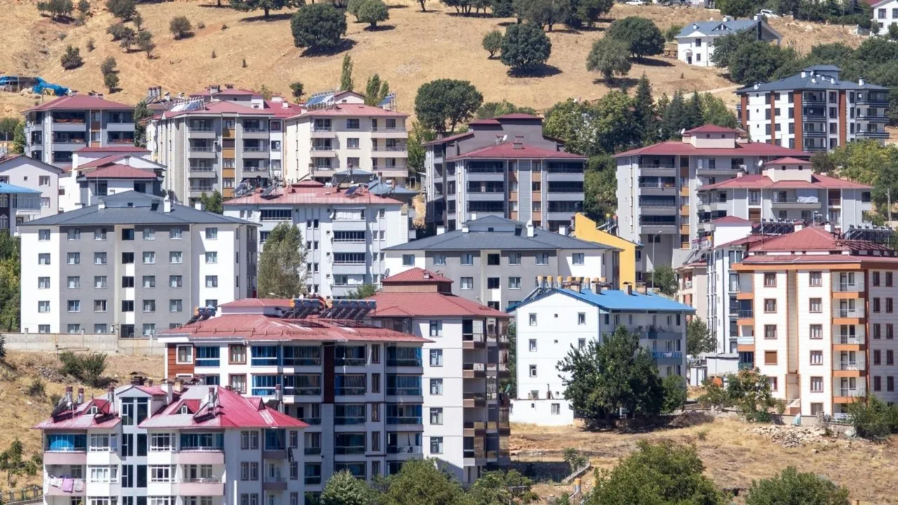 Tek tek hesaplandı! İstanbul, Ankara, İzmir... Hangi ilde, kaç TL maaşla ev alınır?
