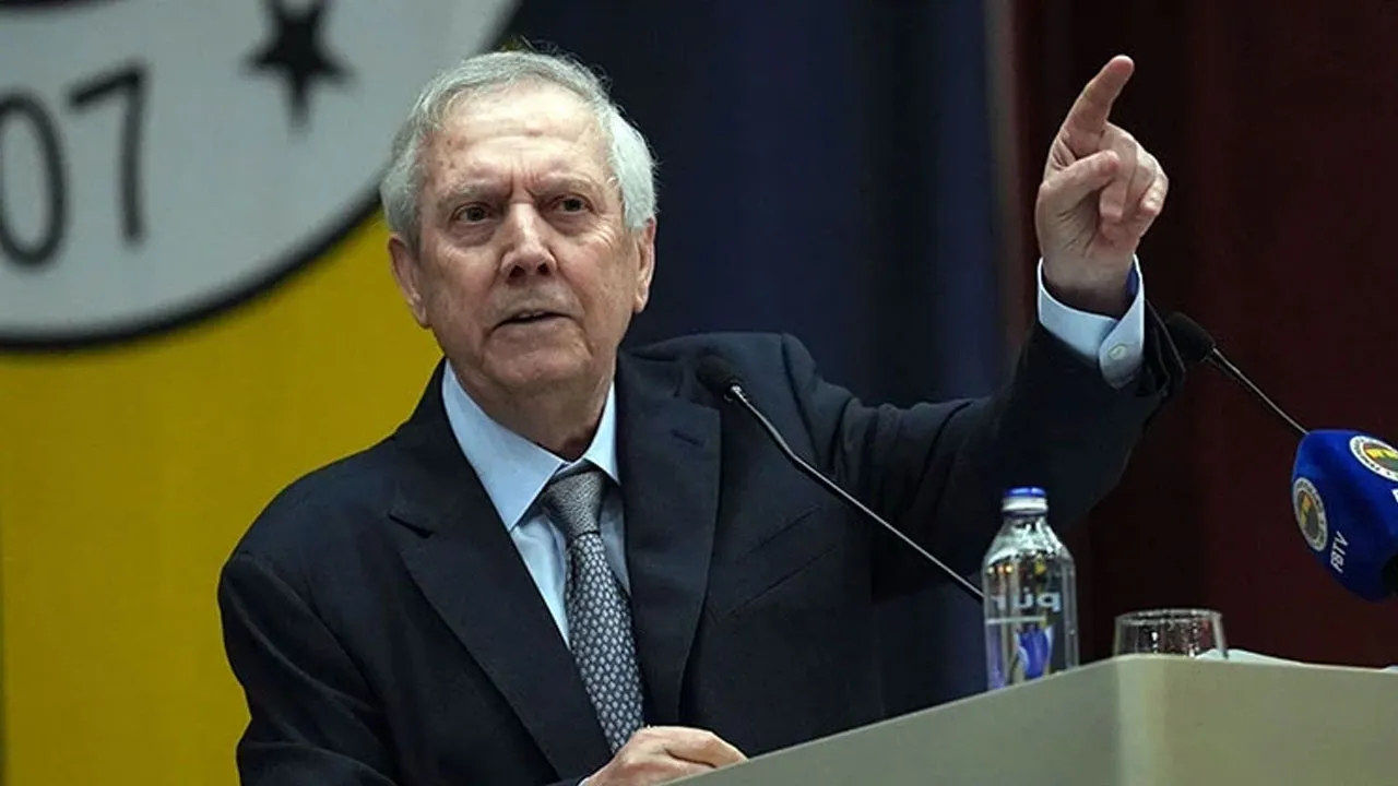Aziz Yıldırım'dan Fenerbahçe camiasına çağrı: Kırgınlıkları geride bırakalım