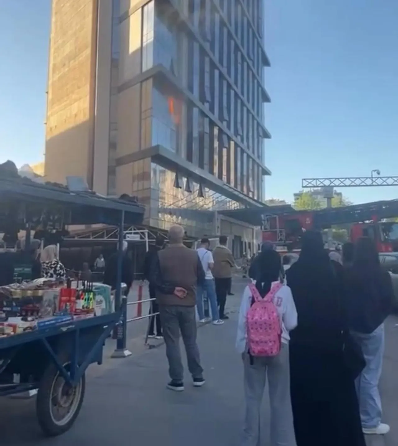 Diyarbakır'da otel yangını! 13 işçi hastanelik oldu
