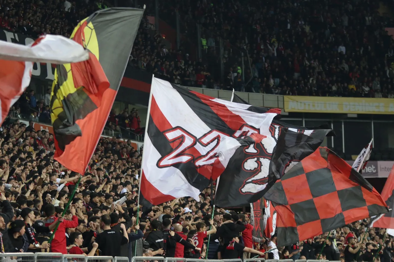 Eskişehirspor-Ayvalıkgücü maçı hangi kanalda, saat kaçta? Eskişehirspor maç yayın bilgileri