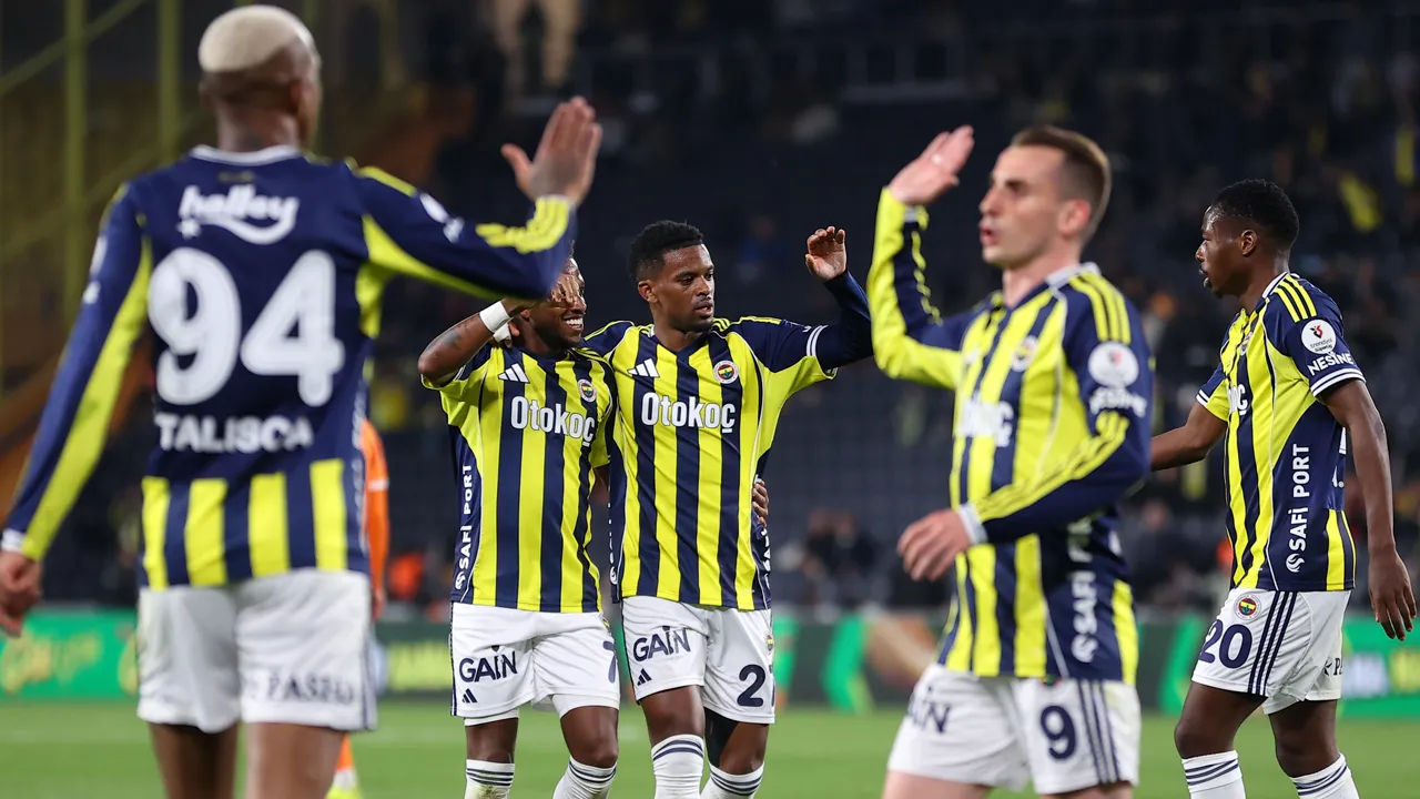 Konyaspor maçı kamp kadrosu belli oldu: Fenerbahçe'de 3 eksik