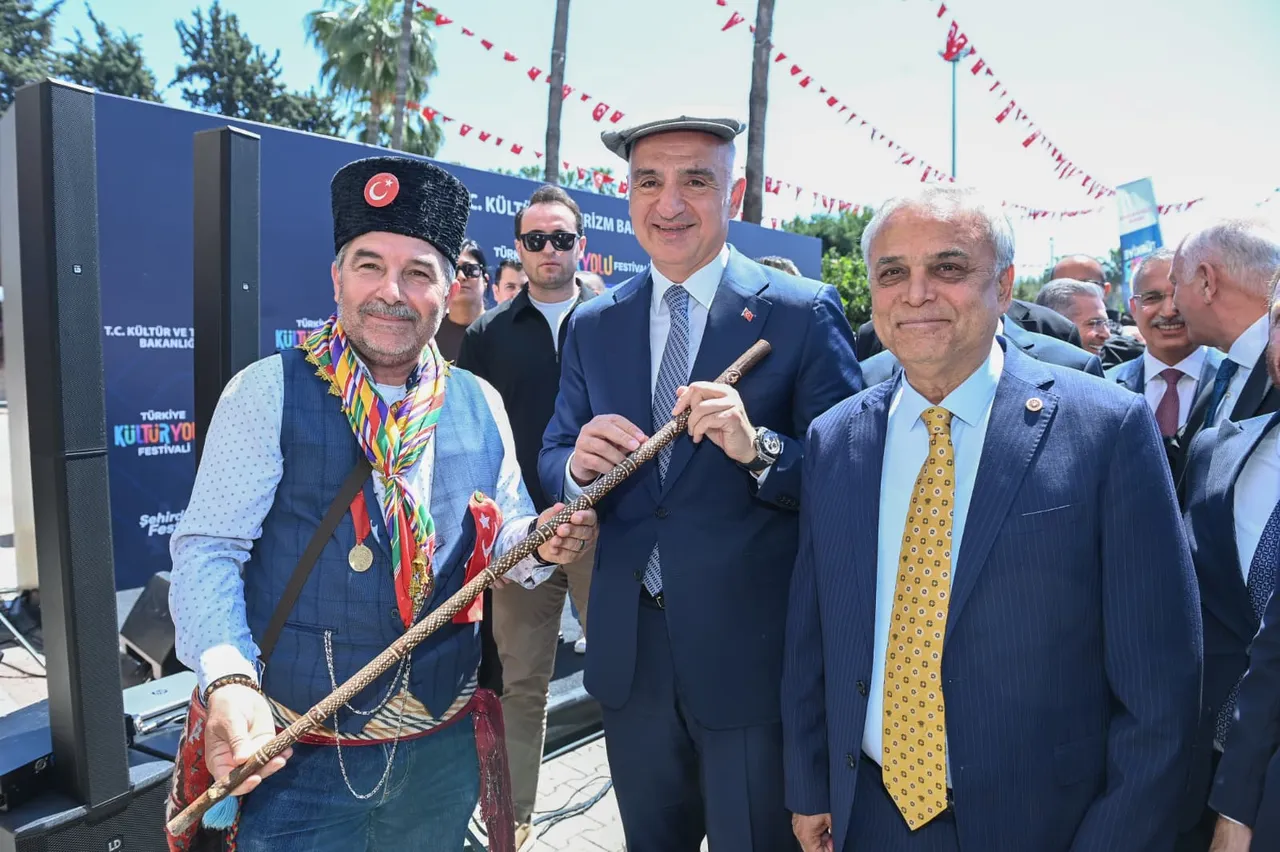 Akdeniz’in incisi ilk kez kültür yolu sahnesinde! Mersin’de festival coşkusu başladı