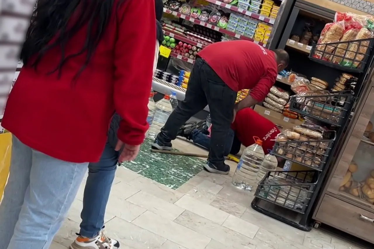 Alışverişin ortasında davetsiz misafir! Markete giren fare çalışanlara zor anlar yaşattı