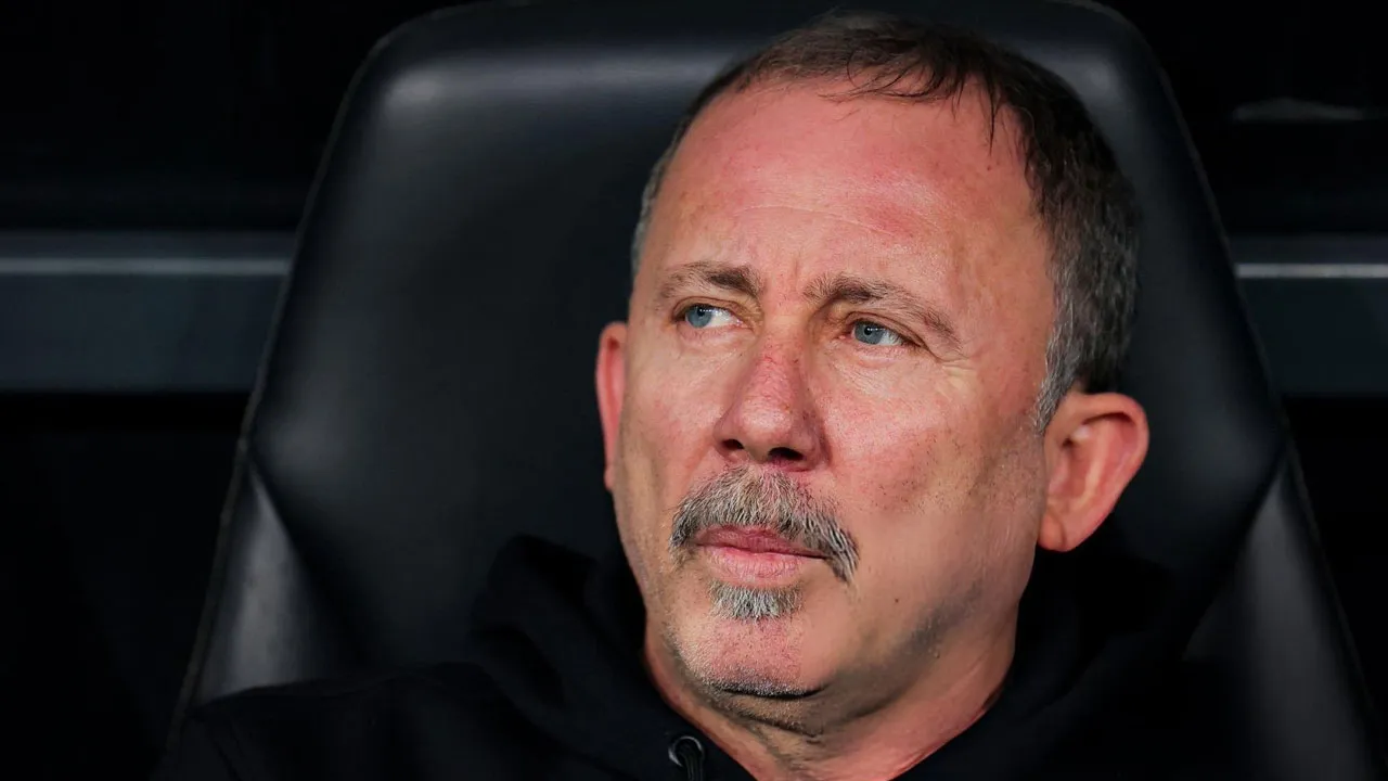 Beşiktaş'ta Sergen Yalçın'dan istifa açıklaması: Sitemkâr sözler