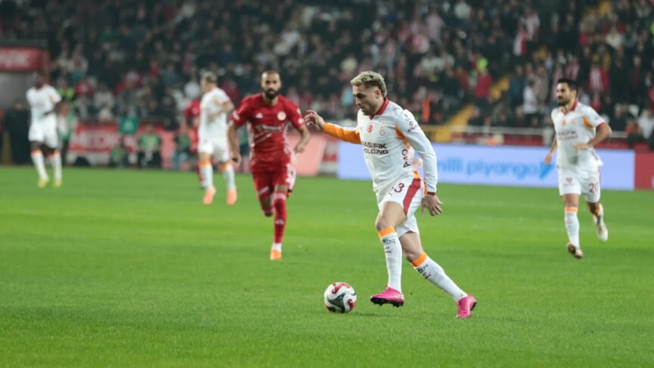 Galatasaray-Antalyaspor maçı muhtemel 11'ler! Kimler eksik, oynamıyor?