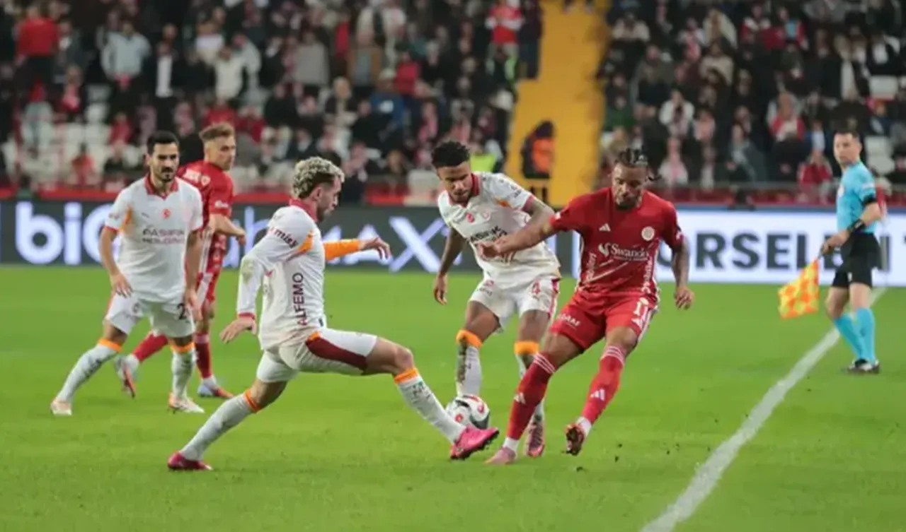 Galatasaray Antalyasporu yenerse şampiyon mu olacak?