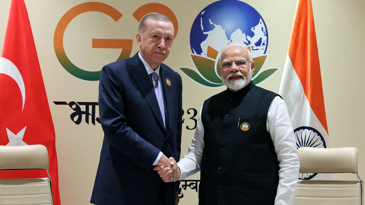 İngiliz basını duyurdu: Hindistan Türkiye’ye mecbur kaldı: Ankaraya sürpriz davet!