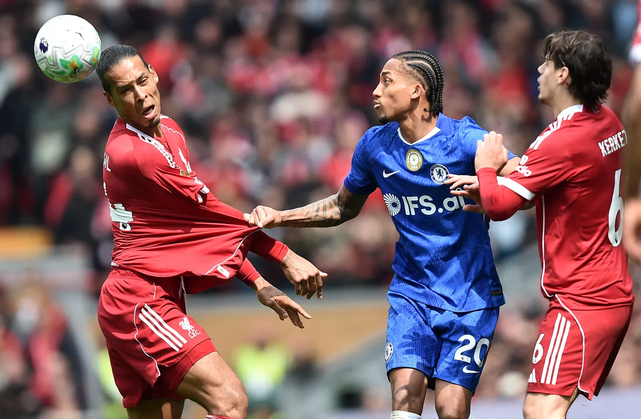 Virgil van Dijk - Joao Pedro - Milos Kerkez