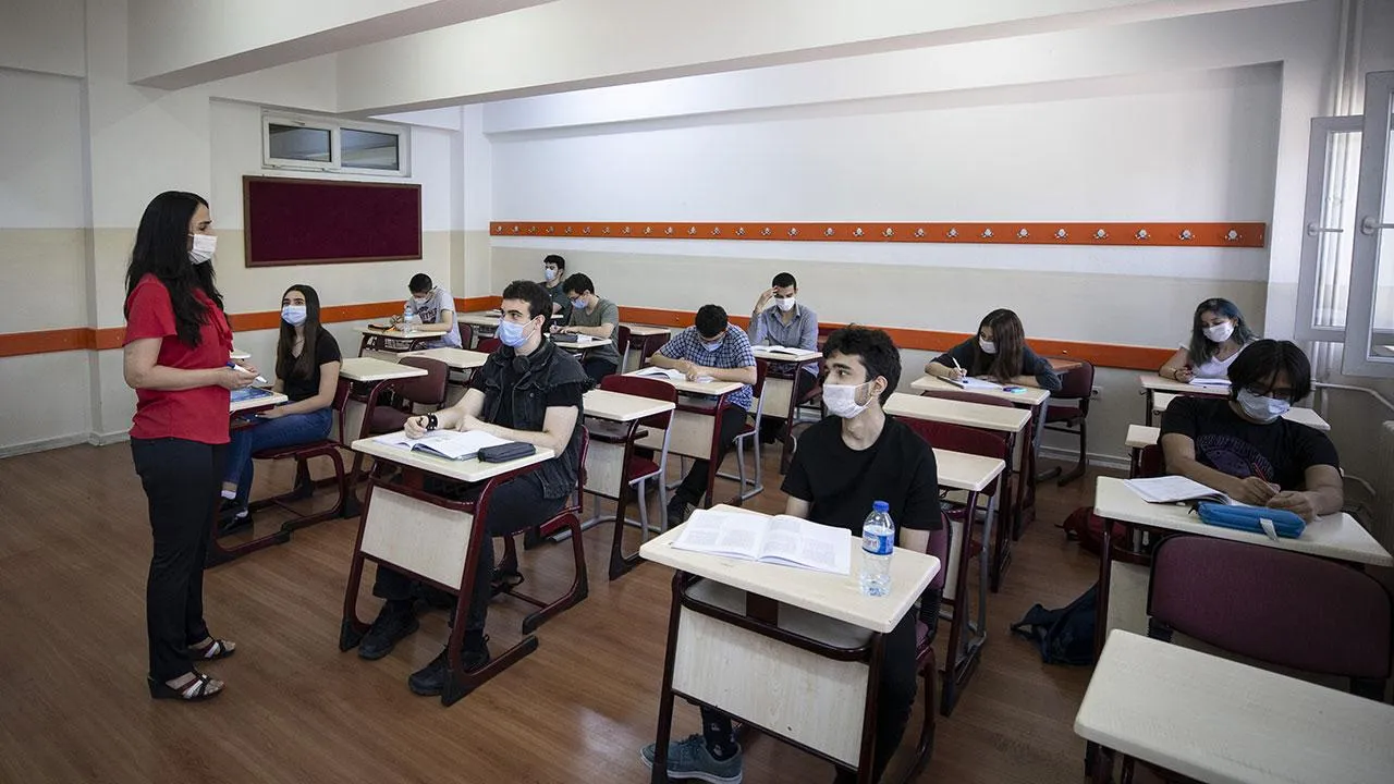 1 Haziran okullar tatil mi, bugün okul var mı? 9 günlük bayram tatili sonrası gözler 2026 yaz tatilinde!