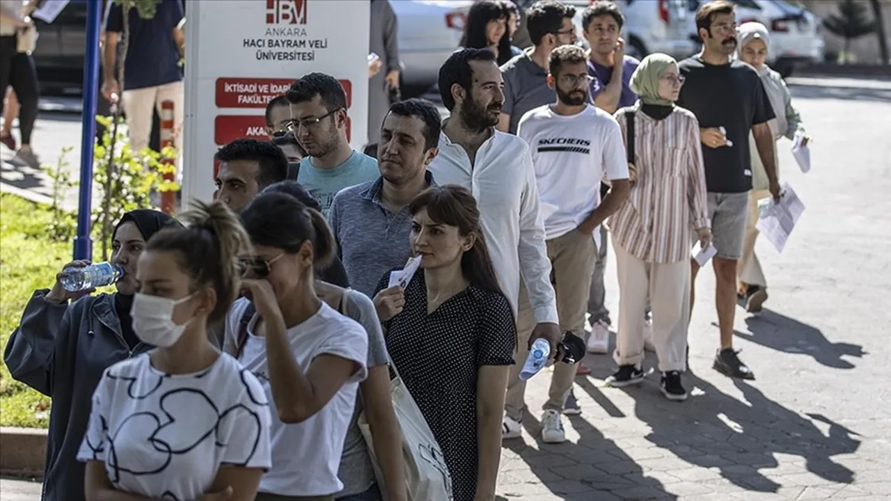 2026 KPSS başvuruları ne zaman başlıyor? İşte başvuru, geç başvuru ve sınav tarihleri