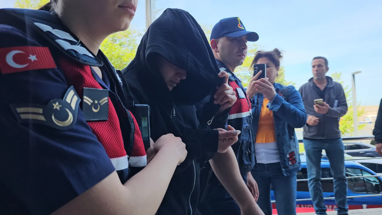 ‘Bıçaklandı’ ihbarının arkasından korkunç gerçek ortaya çıktı! Her şeyi itiraf etti