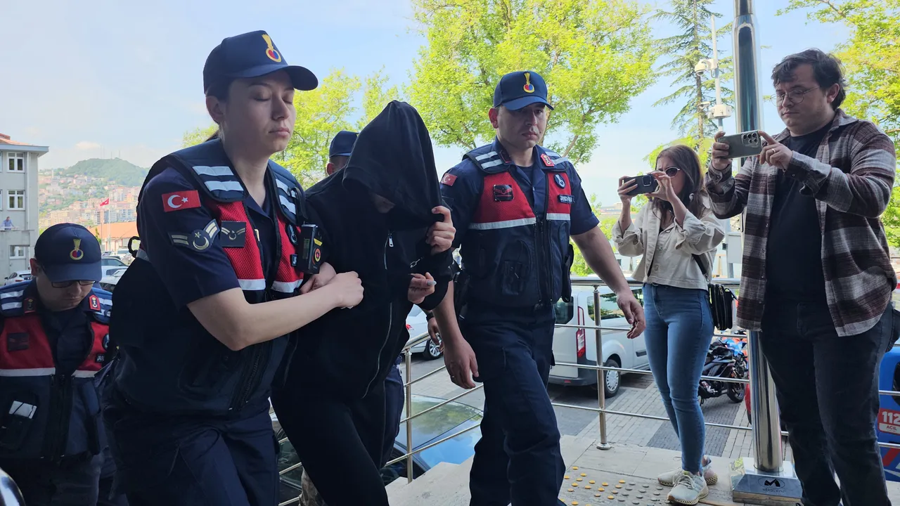 ‘Bıçaklandı’ ihbarının arkasından korkunç gerçek ortaya çıktı! Her şeyi itiraf etti