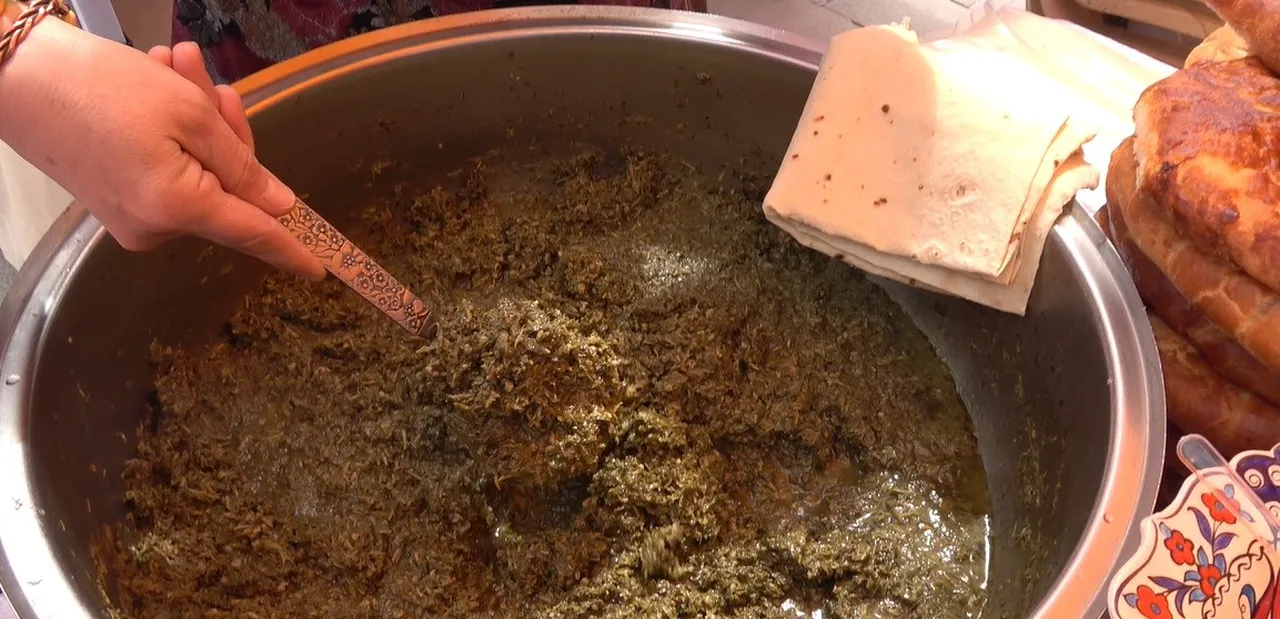 Bir günde 3 kilo toplanıyor! Kırsalda kendiliğinden yetişiyor, Yozgat’ın vazgeçilmezinde mesai başladı