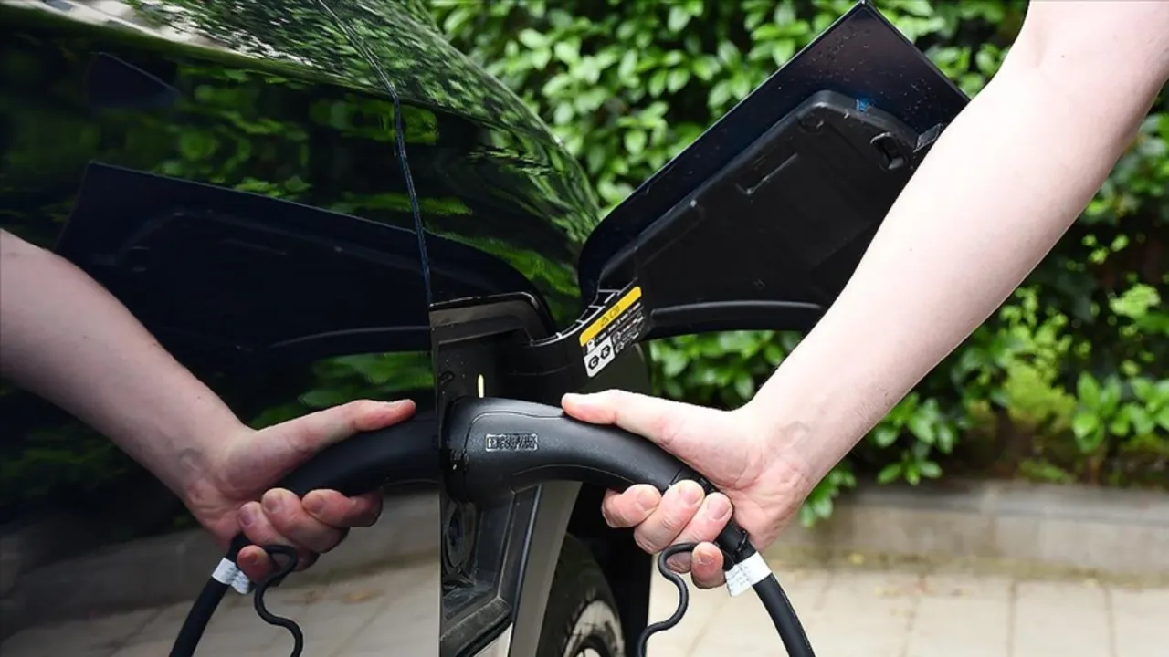 Elektrikli otomobil alınır mı? 2026'da elektrikli araç sahibi olmanın avantajları ve dezavantajları