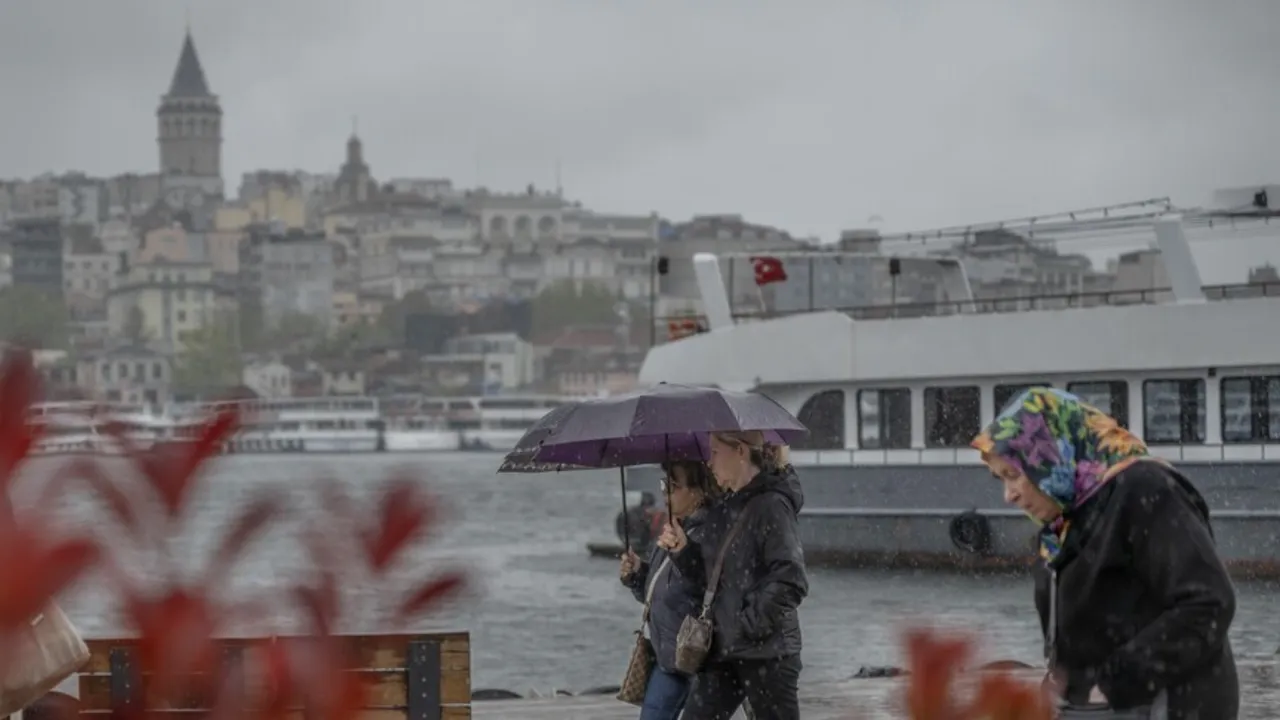 AKOM tarih verdi! İstanbul'da hava bir anda değişecek