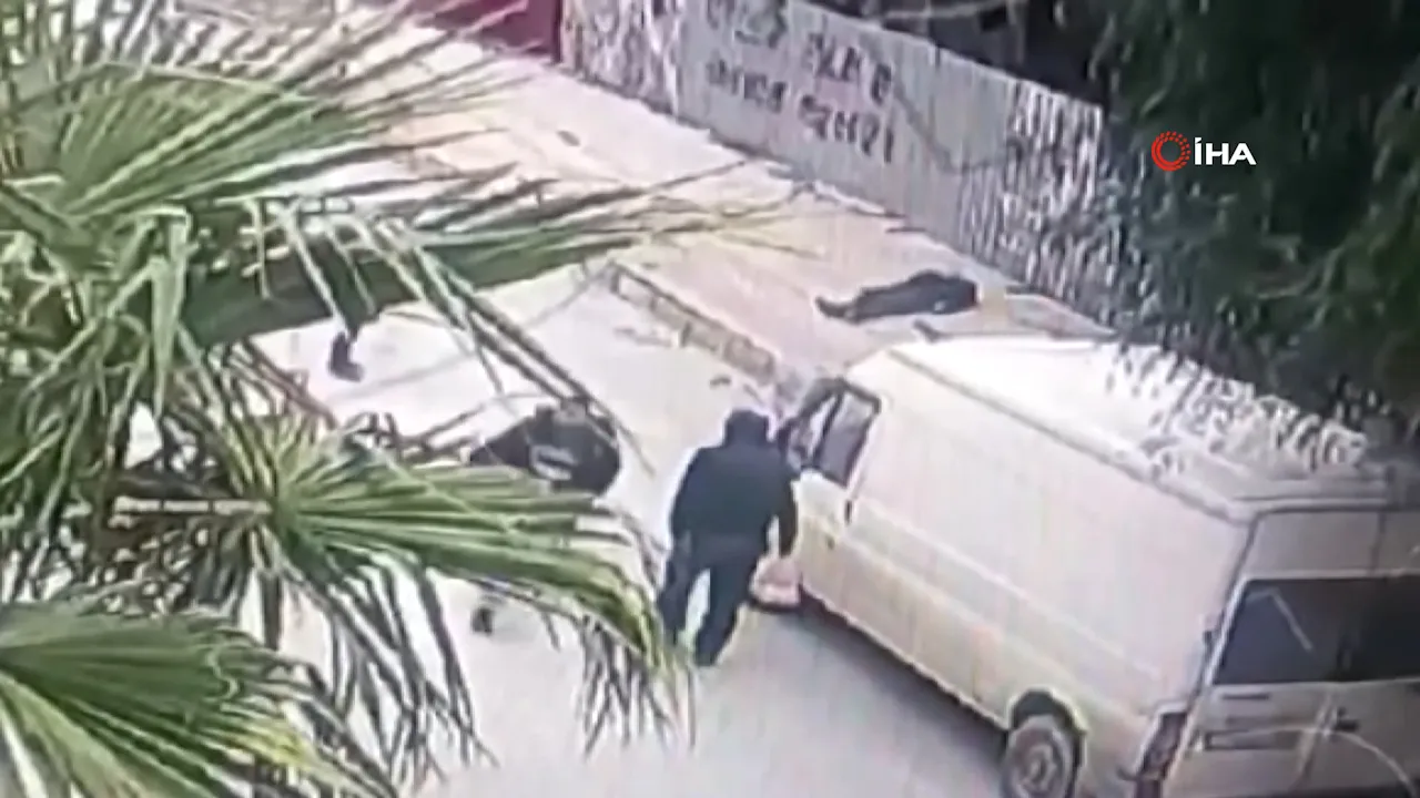 Hatay'daki korkunç olay kamerada! Taşla adam öldüren şüphelinin tahliyesine acılı eşten tepki