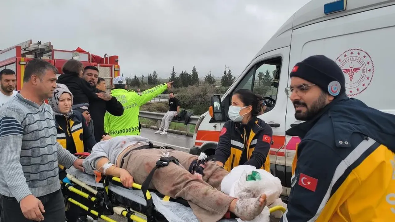 Hız limiti iki katı! Antalyada 10 kişiye mezar olan kazanın Adli Tıp raporu çıktı: Sürücü asli kusurlu