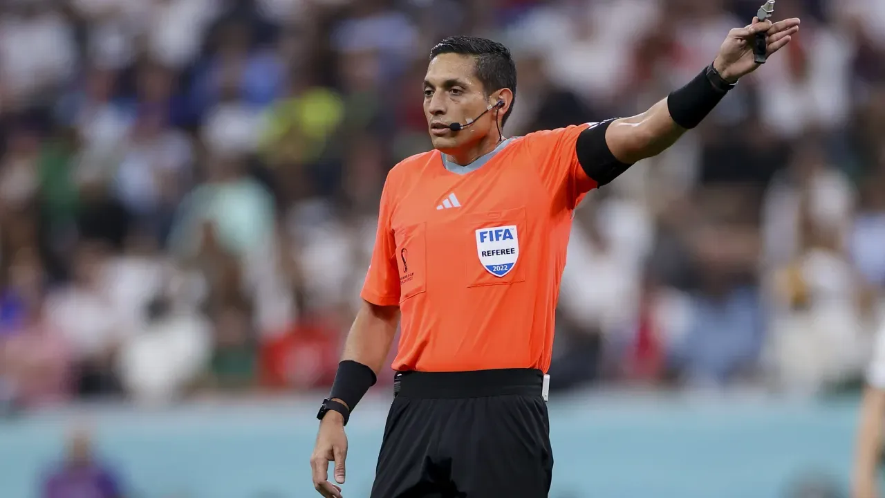 Jesus Valenzuela nereli, hangi maçları yönetti? Avustralya-Türkiye maçı hakemi Valenzuela oldu!