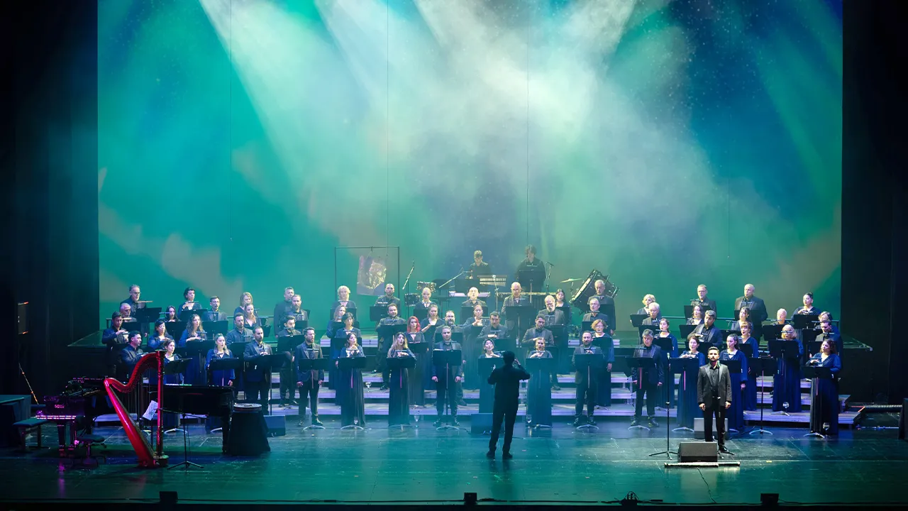 Sıra dışı konser: ‘Kuzey ışıkları’ ve tabiat sesleri sahnede buluştu