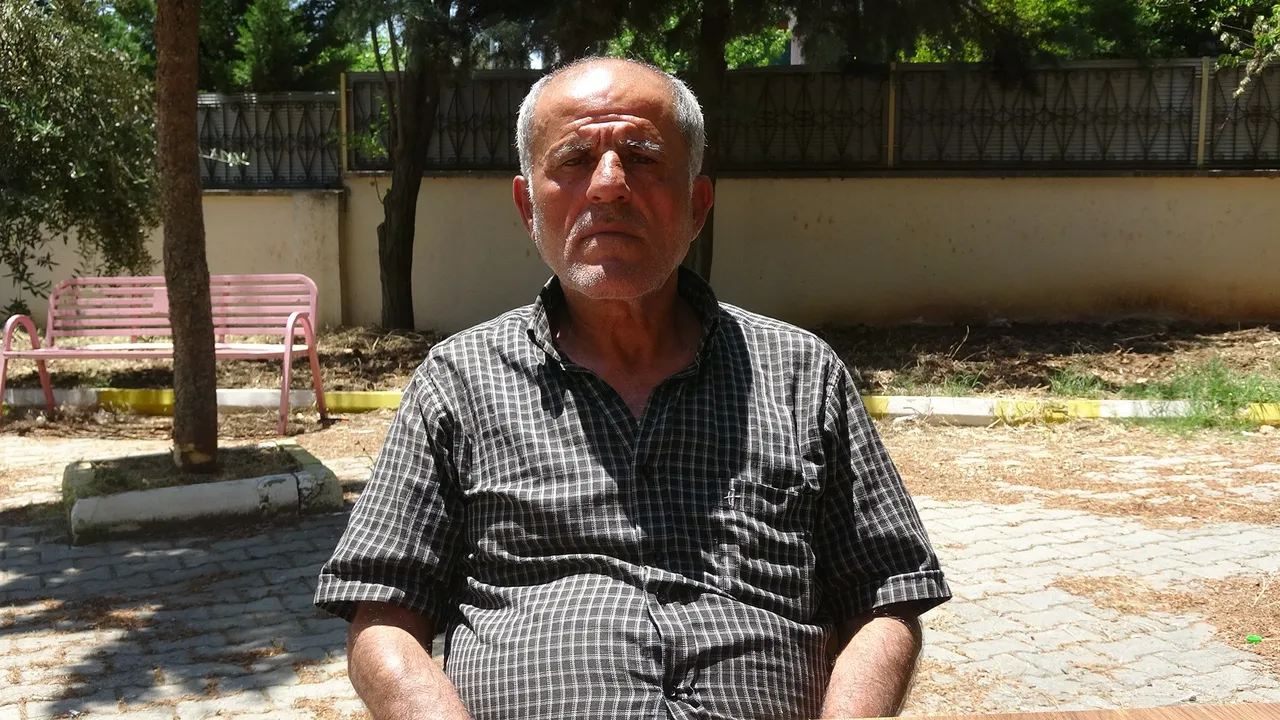'Türküm' dedim, bana sarıldı! Esad zindanlarında 23 sene hayata tutunan adam yaşadıklarını anlattı