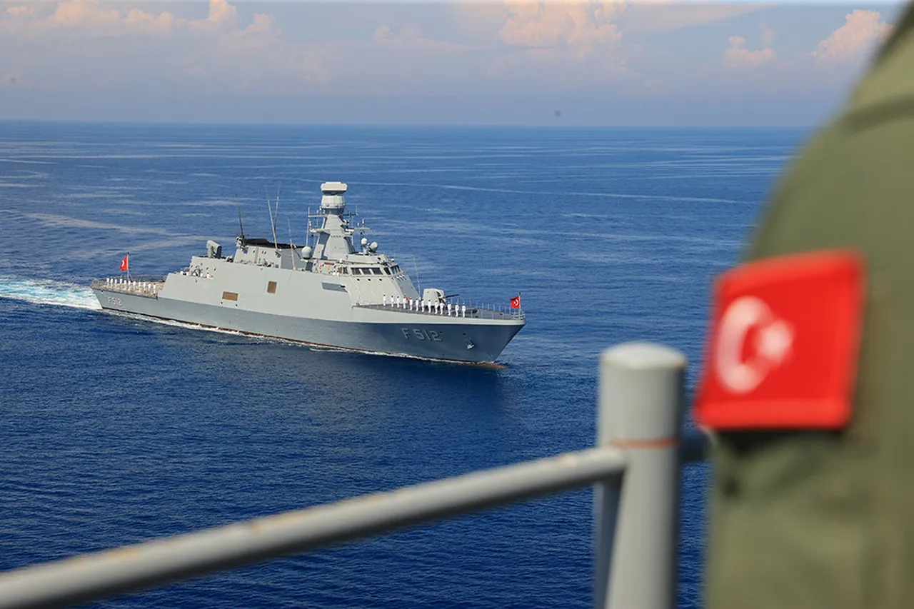 Akdeniz'de gövde gösterisi! AKYA torpidosu hedefi denizin dibine gömdü