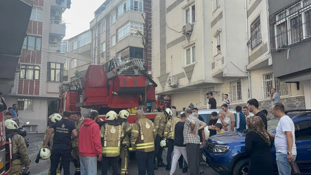 İstanbul'da 5 katlı binada yangın paniği! 5 kişi hastanelik oldu