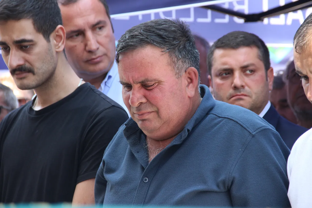 ‘Mobbing’ iddiaları sonrası soruşturma başlatılmıştı! Irmak öğretmenin cenazesinde gözyaşları sel oldu